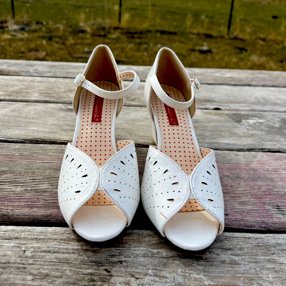 BAIT footwear, white heel
